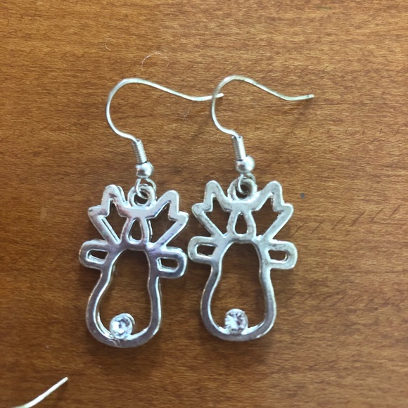 Holiday earring set! - Picture 3 of 4